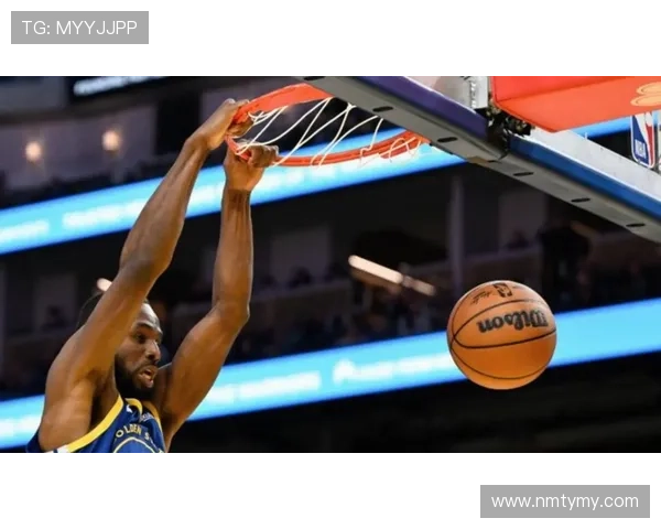 勇士对战开拓者季前赛 夏普精彩集锦引领比赛节奏